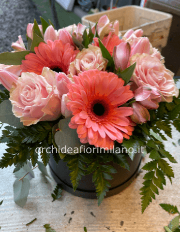Flower box fiori assortiti, colore rosa